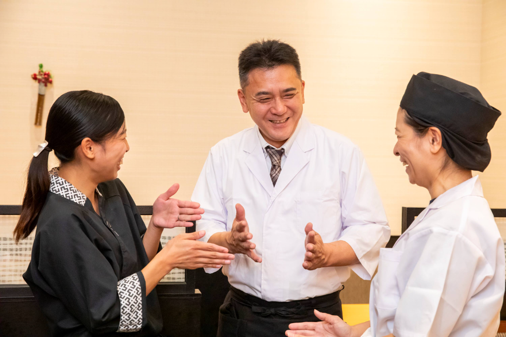 おさかな家族　イオンモール福津店(福岡県福津市/福間駅/レストラン・ファミレス)_2